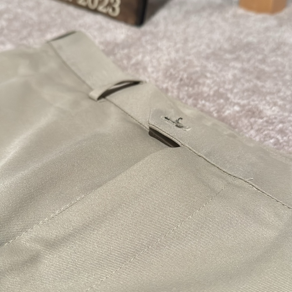 *never worn - Picture 2 of 3